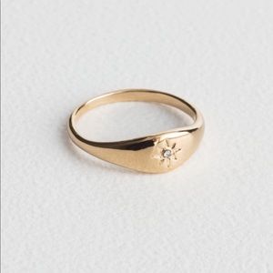 & Other Stories Star Embossed Ring (Medium)
